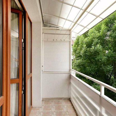 Spacious And Stylish Apartment In The Heart Of Sofia Plus Parking Екстер'єр фото